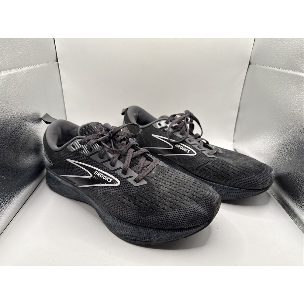 Men's Size 9.5 - Brooks Levitate GTS 6 Blackened Pearl Excellent